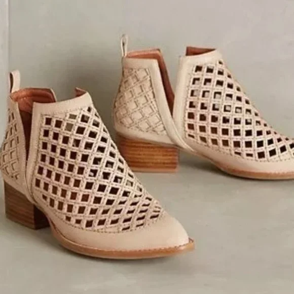Jeffrey Campbell Taggart Open Weave Ankle Boots 7 - Picture 4 of 5